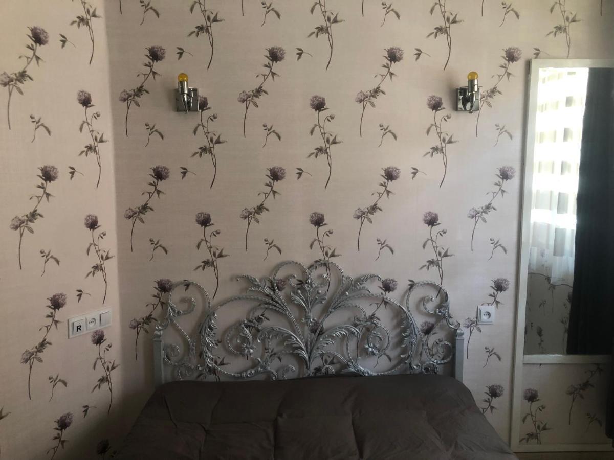Appartment In Old Tbs, Near Holy Trinity Cathedral Tbilisi Buitenkant foto